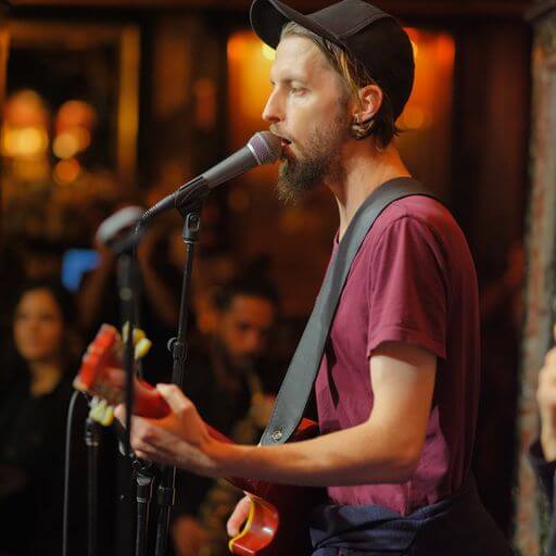 Alexie Pigot live at the Seaview Tavern Woolgoolga