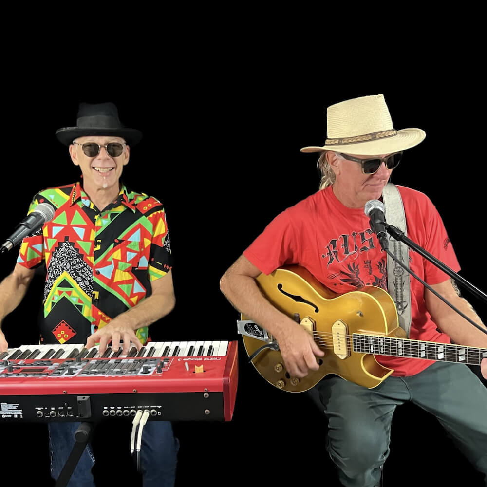 The Orlandos The Orlandos Duo are a local Coffs Harbour combo, originally from Melbourne, performing a great mix of 70’s, 80’s, 90’s and more recent top charting and classic hits