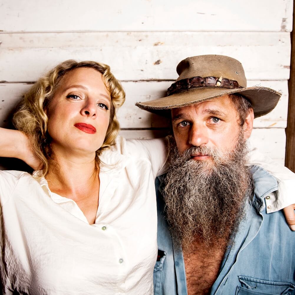 Hat Fitz and Cara perform live at Seaview Tavern Woolgoolga